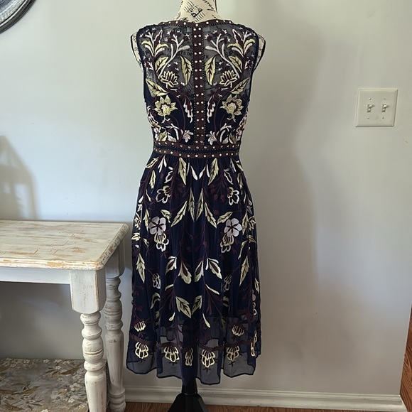 Anthropologie Moulinette Soeurs Embroidered Alicante Midi Dress Women's size 6 - Picture 7 of 11